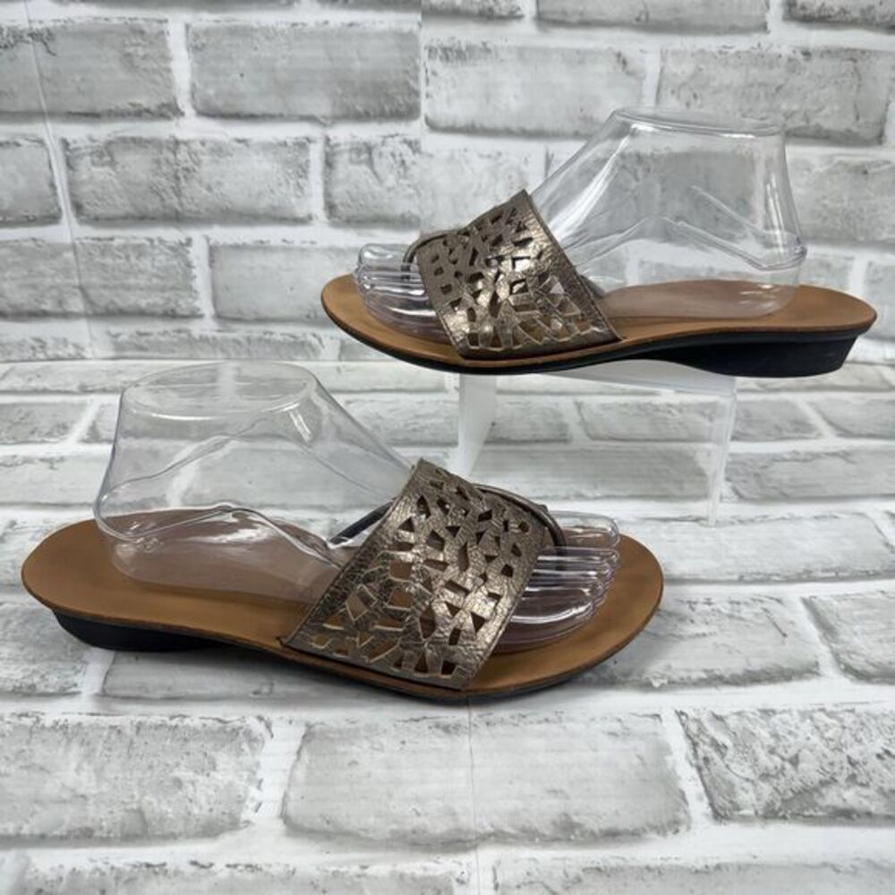 Paul Green Bronze Leather Women's 7.5 UK-10 US Flip Flop Thong Punched Sandals